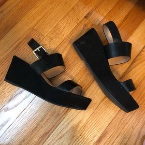 Perfect Black Strap Platform Sandals